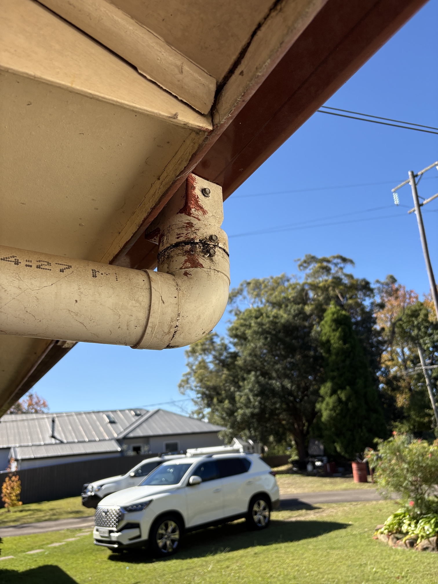 Laundry wall cavity termite treatment evidence from a Springwood inspection